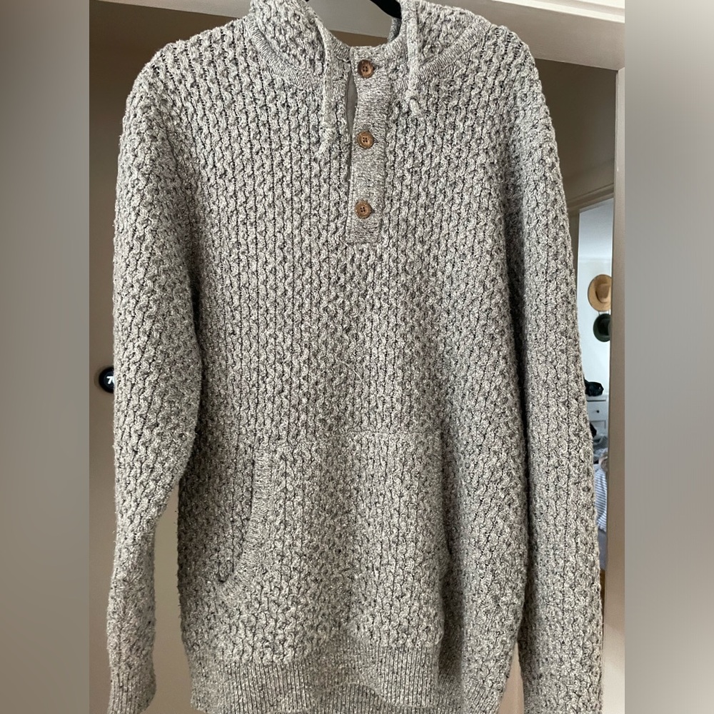 Wellen Knitted Poncho, size Large